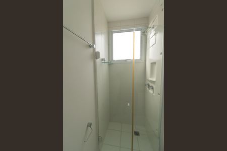 Apartamento à venda com 64m², 2 quartos e 1 vaga Apartamento à venda com 64m², 2 quartos e 1 vagaBanheiro da Suíte