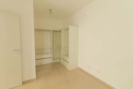 Apartamento à venda com 64m², 2 quartos e 1 vaga Apartamento à venda com 64m², 2 quartos e 1 vagaSuíte