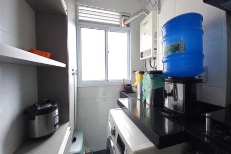 Apartamento à venda com 55m², 2 quartos e 1 vagaCozinha e Área de Serviço