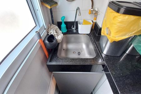 Apartamento à venda com 55m², 2 quartos e 1 vagaCozinha e Área de Serviço