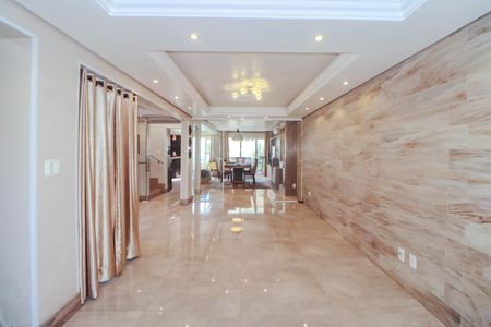 Casa à venda com 280m², 3 quartos e 3 vagasSala