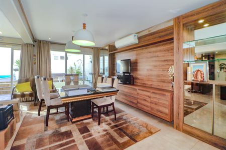 Casa à venda com 280m², 3 quartos e 3 vagasCozinha