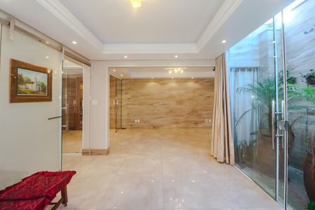 Casa à venda com 280m², 3 quartos e 3 vagasSala