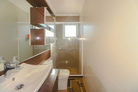 Casa à venda com 280m², 3 quartos e 3 vagasBanheiro Social