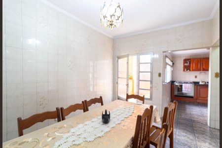 Casa para alugar com 160m², 2 quartos e 4 vagas Casa para alugar com 160m², 2 quartos e 4 vagasCozinha