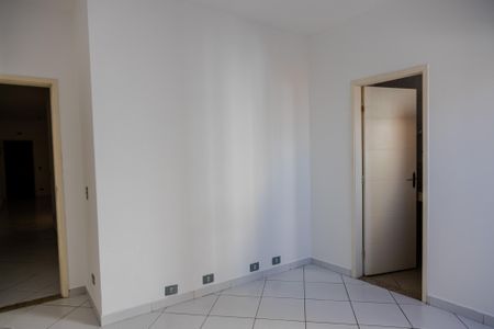 Apartamento para alugar com 73m², 2 quartos e 1 vagaSuíte