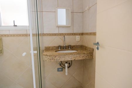 Apartamento para alugar com 73m², 2 quartos e 1 vagaBanheiro