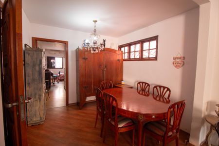 Casa à venda com 205m², 5 quartos e 4 vagasSala de Jantar