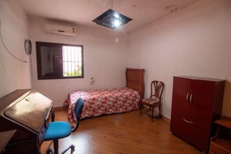 Casa à venda com 205m², 5 quartos e 4 vagasSuíte 1