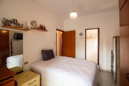 Casa à venda com 205m², 5 quartos e 4 vagasSuíte 2