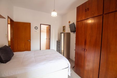 Casa à venda com 205m², 5 quartos e 4 vagasSuíte 2