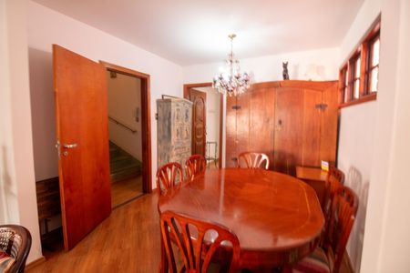 Casa à venda com 205m², 5 quartos e 4 vagasSala de Jantar