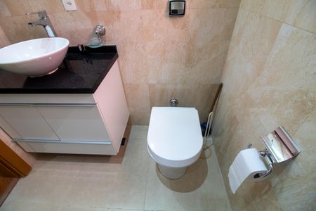 Casa à venda com 205m², 5 quartos e 4 vagasBanheiro da Suíte 1