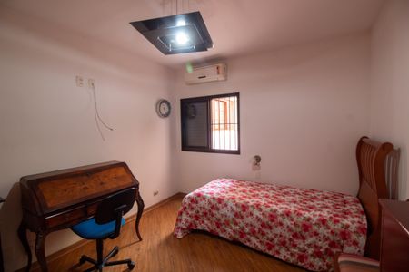 Casa à venda com 205m², 5 quartos e 4 vagasSuíte 1