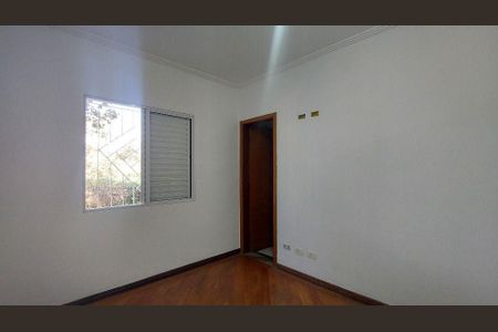 Casa de condomínio à venda com 240m², 3 quartos e 4 vagas