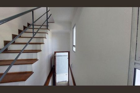 Casa de condomínio à venda com 240m², 3 quartos e 4 vagas