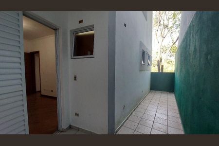 Casa de condomínio à venda com 240m², 3 quartos e 4 vagas