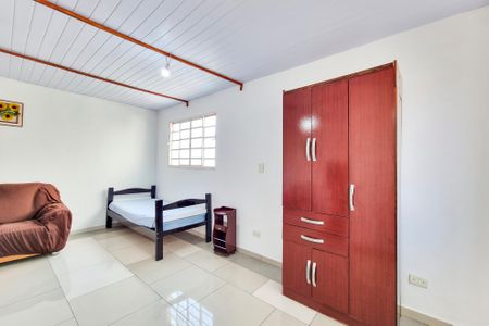 Studio para alugar com 44m², 1 quarto e sem vaga Studio para alugar com 44m², 1 quarto e sem vagaSala / Quarto