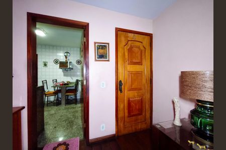 Apartamento para alugar com 110m², 2 quartos e 1 vagaEntrada