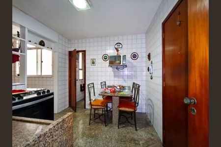 Apartamento para alugar com 110m², 2 quartos e 1 vagaCozinha