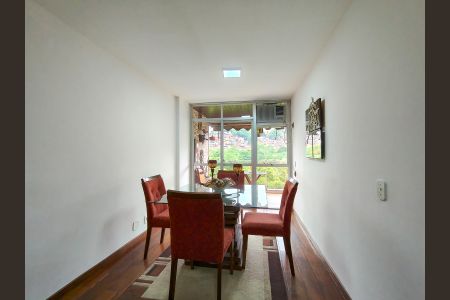 Sala de apartamento para alugar com 2 quartos, 110m² em Vila Isabel, Rio de Janeiro