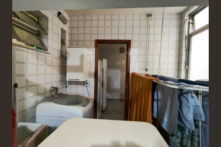 Apartamento à venda com 110m², 2 quartos e 1 vagaÁrea de Serviço