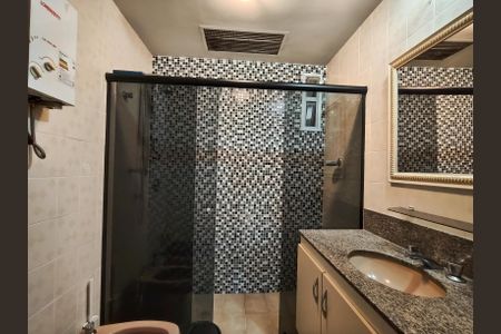 Apartamento à venda com 110m², 2 quartos e 1 vagaBanheiro da Suíte