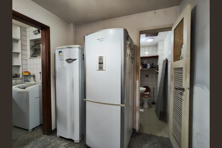 Apartamento à venda com 110m², 2 quartos e 1 vagaQuarto de Serviço