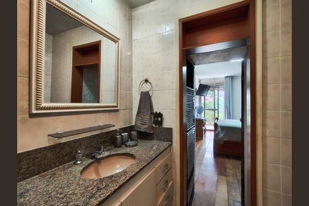 Apartamento à venda com 110m², 2 quartos e 1 vagaBanheiro da Suíte