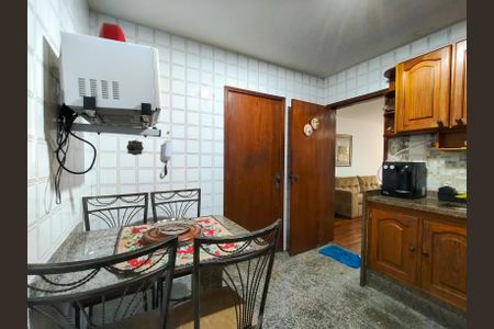 Apartamento à venda com 110m², 2 quartos e 1 vagaCozinha