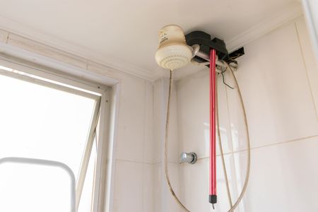 Apartamento à venda com 70m², 2 quartos e 1 vaga Apartamento à venda com 70m², 2 quartos e 1 vagaBanheiro de Serviço