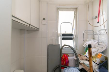 Apartamento à venda com 70m², 2 quartos e 1 vaga Apartamento à venda com 70m², 2 quartos e 1 vagaBanheiro de Serviço