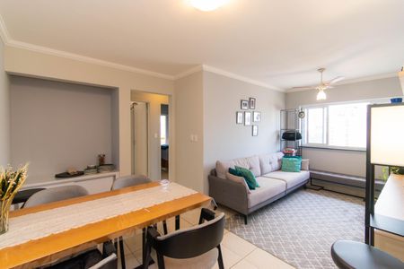Apartamento à venda com 70m², 2 quartos e 1 vaga Apartamento à venda com 70m², 2 quartos e 1 vagaSala