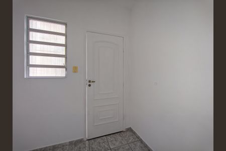 Casa à venda com 67m², 2 quartos e sem vagaEntrada