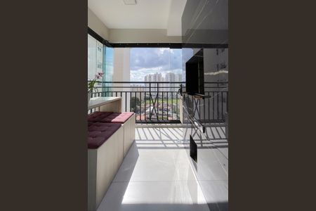Apartamento à venda com 58m², 2 quartos e 1 vaga Apartamento à venda com 58m², 2 quartos e 1 vagaSacada