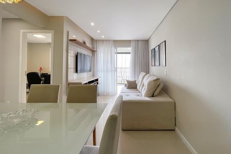 Apartamento à venda com 58m², 2 quartos e 1 vaga Apartamento à venda com 58m², 2 quartos e 1 vagaSala