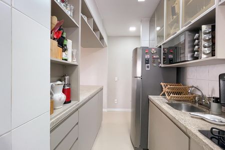 Apartamento à venda com 58m², 2 quartos e 1 vaga Apartamento à venda com 58m², 2 quartos e 1 vagaCozinha