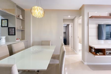 Apartamento à venda com 58m², 2 quartos e 1 vaga Apartamento à venda com 58m², 2 quartos e 1 vagaSala