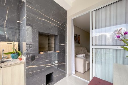Apartamento à venda com 58m², 2 quartos e 1 vaga Apartamento à venda com 58m², 2 quartos e 1 vagaSacada