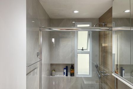 Apartamento à venda com 58m², 2 quartos e 1 vaga Apartamento à venda com 58m², 2 quartos e 1 vagaBanheiro Social