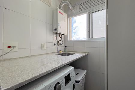 Apartamento à venda com 58m², 2 quartos e 1 vaga Apartamento à venda com 58m², 2 quartos e 1 vagaÁrea de Serviço