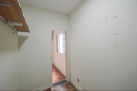 Apartamento à venda com 66m², 2 quartos e 2 vagasCloset do quarto