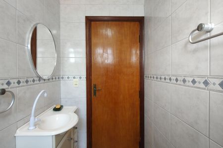 Apartamento para alugar com 110m², 2 quartos e 2 vagas Apartamento para alugar com 110m², 2 quartos e 2 vagasBanheiro 1