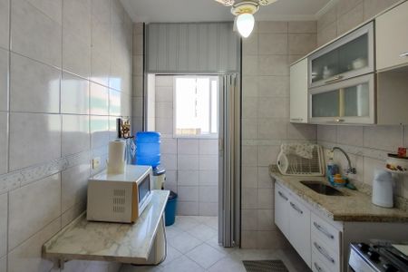 Apartamento para alugar com 110m², 2 quartos e 2 vagas Apartamento para alugar com 110m², 2 quartos e 2 vagasCozinha