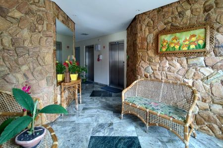 Apartamento para alugar com 110m², 2 quartos e 2 vagas Apartamento para alugar com 110m², 2 quartos e 2 vagasHall de entrada