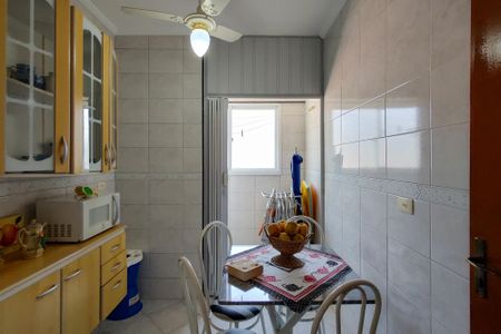 Apartamento para alugar com 110m², 2 quartos e 2 vagas Apartamento para alugar com 110m², 2 quartos e 2 vagasCopa