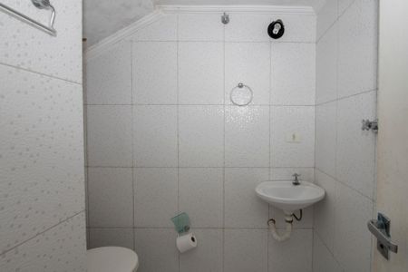 Casa à venda com 220m², 3 quartos e 2 vagasBanheiro de Serviço