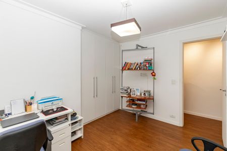 Casa à venda com 220m², 3 quartos e 2 vagasQuarto 2