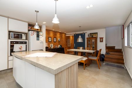 Casa à venda com 220m², 3 quartos e 2 vagasCopa/ Cozinha