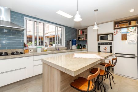 Casa à venda com 220m², 3 quartos e 2 vagasCopa/ Cozinha